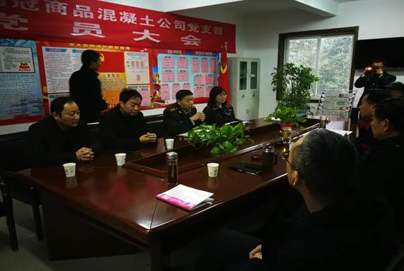 銅官區(qū)區(qū)委常委、人武部到商品混凝土公司開展專項督導(dǎo)工作